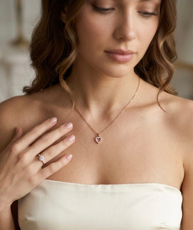 MİNİMAL KAPLİ ROSE KOLYE